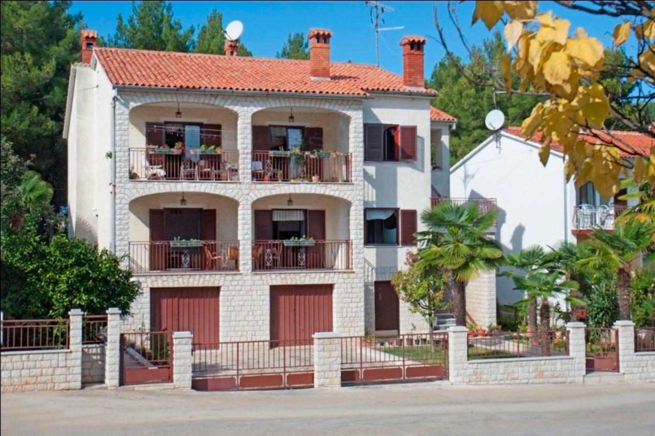 Mihaela Apartments Poreč Extérieur photo